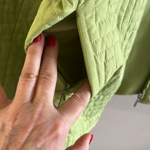 NUAGE lime green lightweight coat - Picture 3 of 10
